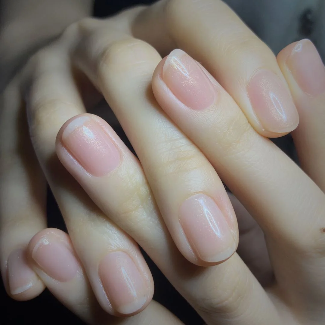 医护涂指甲爱美,要一刀切去禁止吗?